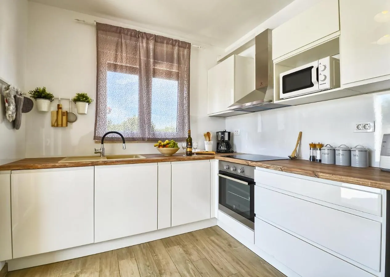 Villa Moki Mit Privatem Beheizbarem Pool Pula