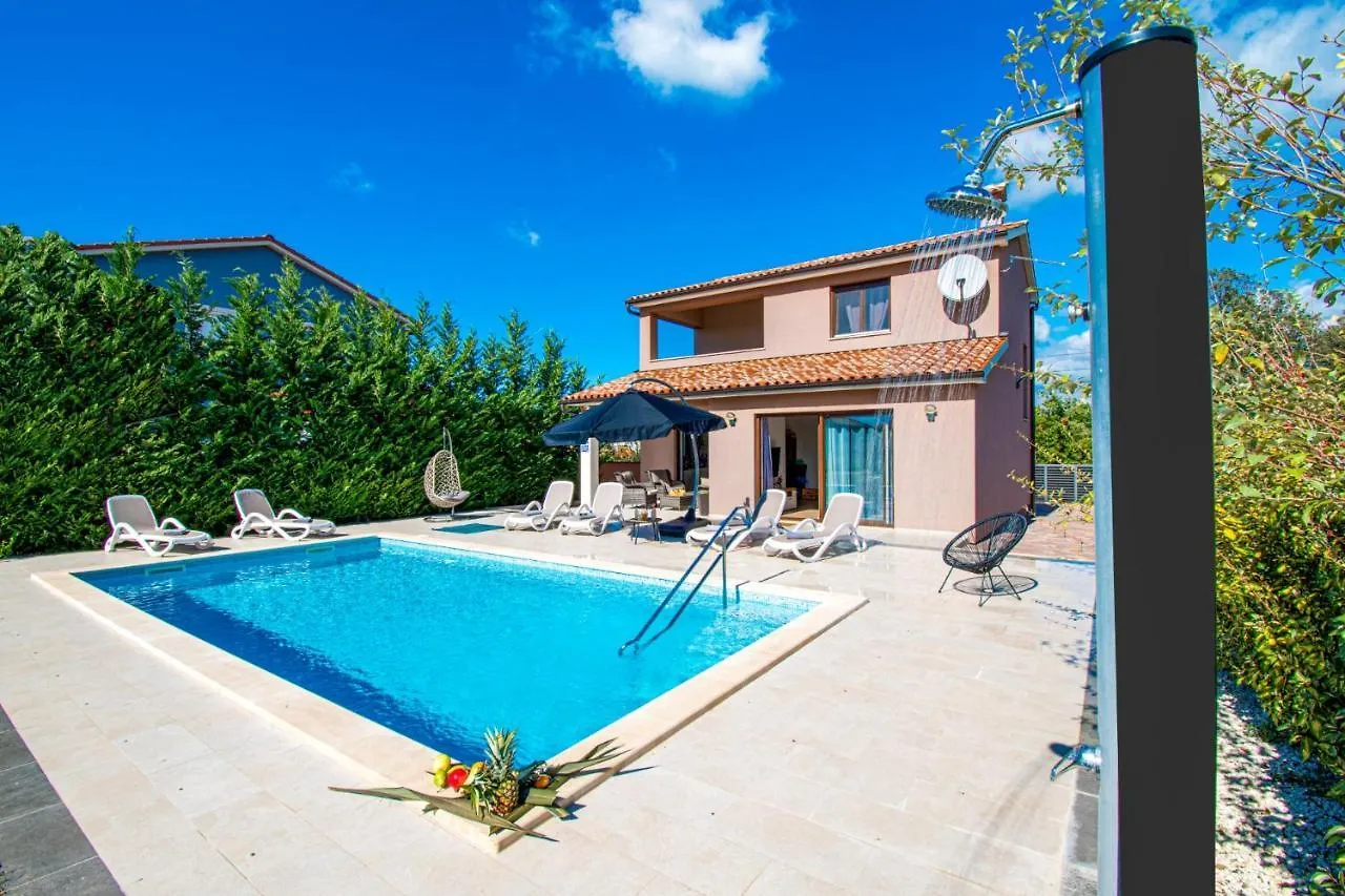 Villa Moki Mit Privatem Beheizbarem Pool Pula Croatia